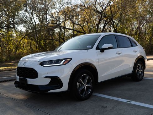 Certified 2025 Honda HR-V EX-L image 5