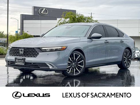 Used 2024 Honda Accord Touring image 1