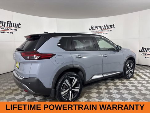 Used 2023 Nissan Rogue SL w/ SL Premium Package image 5