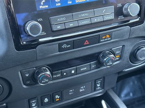 Used 2024 Nissan Frontier SV w/ SV Convenience Package image 31