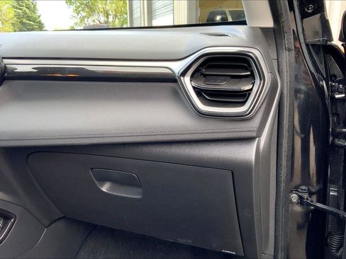 Used 2025 Chevrolet TrailBlazer LT FWD image 16