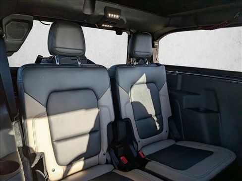 Used 2023 Ford Bronco Wildtrak image 20