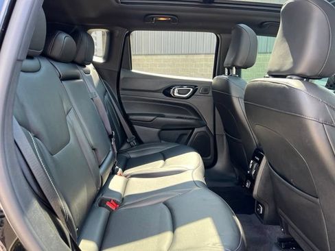Used 2024 Jeep Compass Limited w/ High Altitude Package AWD/4WD image 13
