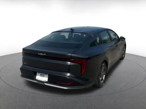 Used 2025 Kia K4 LXS image 14