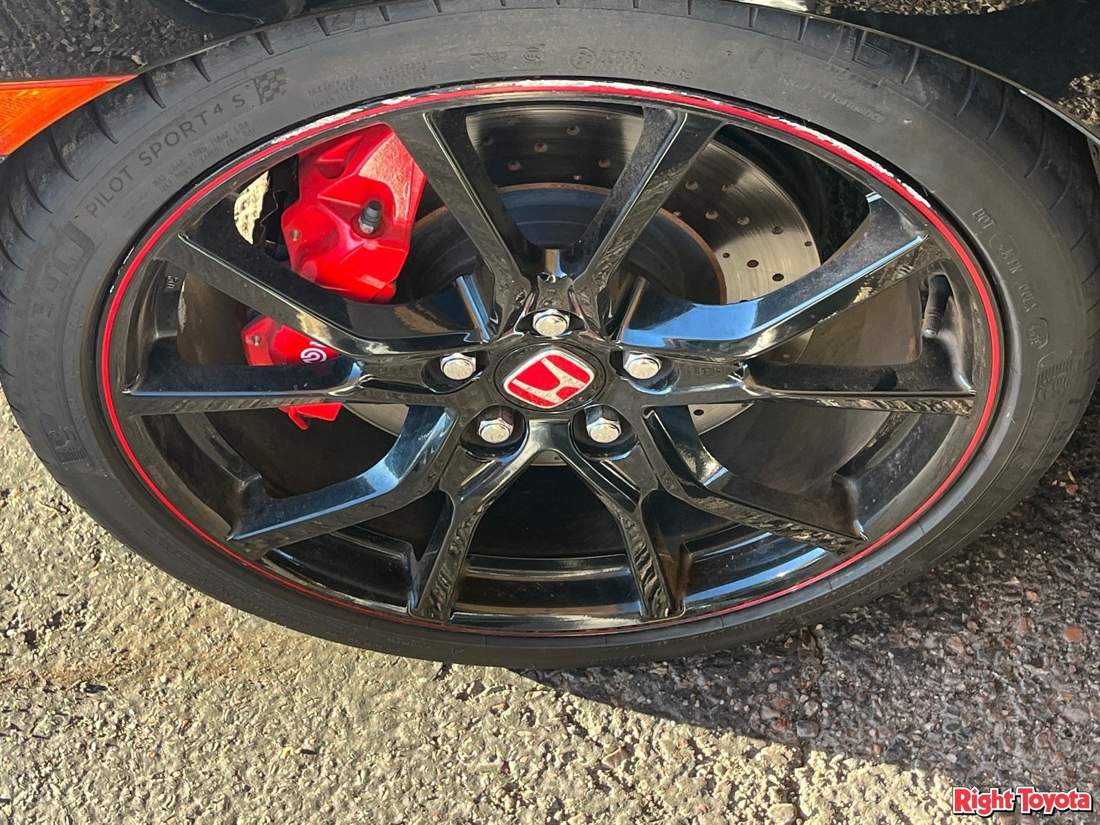 Used 2017 Honda Civic Type R image 8