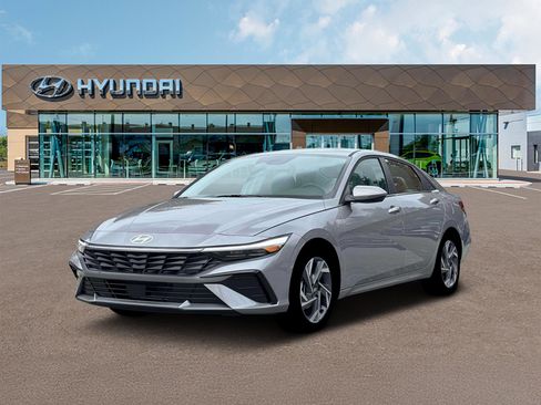 New 2026 Hyundai Elantra Limited image 1