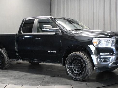 Used 2020 RAM 1500 Big Horn RWD image 3