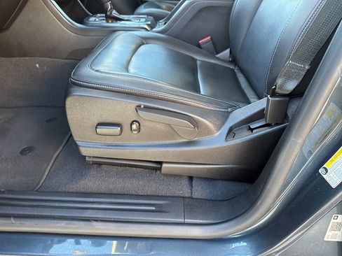 Used 2019 Chevrolet Colorado Z71 image 18