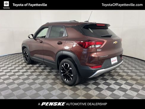 Used 2022 Chevrolet TrailBlazer LT w/ Convenience Package image 12