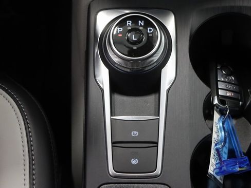 Certified 2024 Ford Escape SE image 53