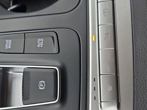 New 2026 Kia Carnival LXS image 33