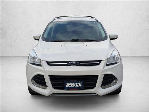 Used 2014 Ford Escape Titanium image 2