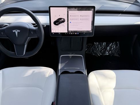 Used 2023 Tesla Model 3 Standard Range RWD image 41