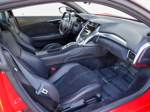 Used 2018 Acura NSX AWD/4WD image 10