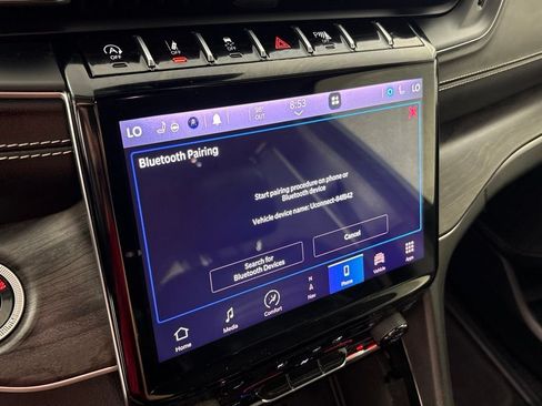 Used 2021 Jeep Grand Cherokee L Limited w/ Luxury Tech Group II AWD/4WD image 40