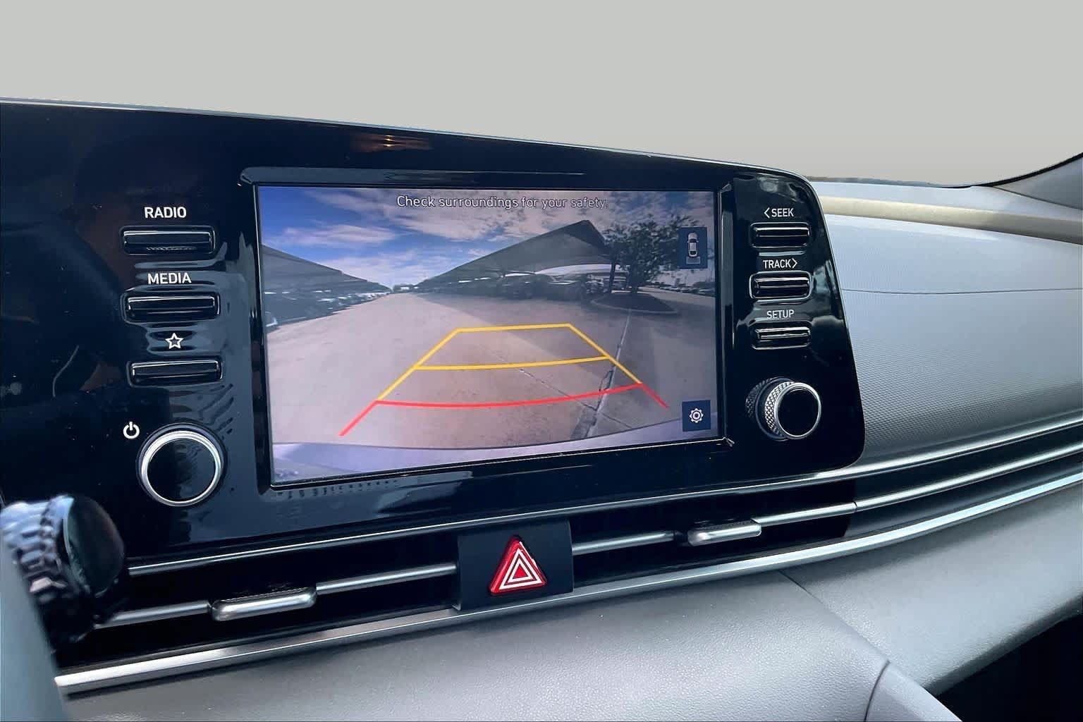 Used 2021 Hyundai Elantra SEL w/ Convenience + Premium Package FWD image 26