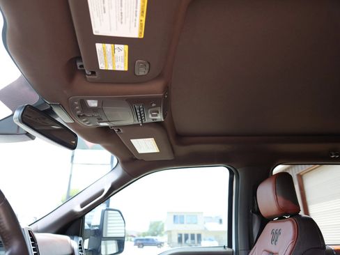 Used 2018 Ford F250 King Ranch w/ King Ranch Ultimate Package AWD/4WD image 35