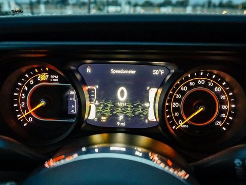 New 2026 Jeep Wrangler Unlimited Sahara AWD/4WD image 28