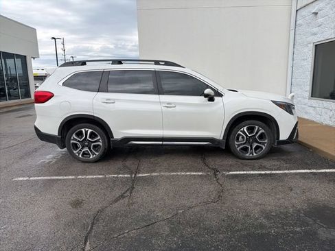Certified 2023 Subaru Ascent Limited AWD/4WD image 2
