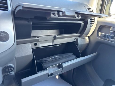 Used 2017 Nissan Frontier SV w/ SV Value Truck Package image 40