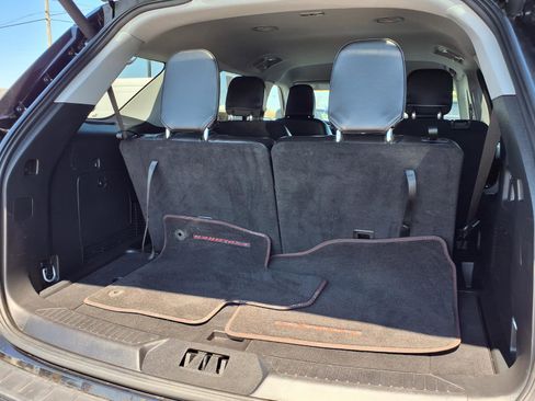 Used 2024 Ford Explorer XLT w/ Equipment Group 202A image 21