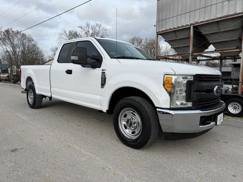 Used 2017 Ford F350 XL image 8
