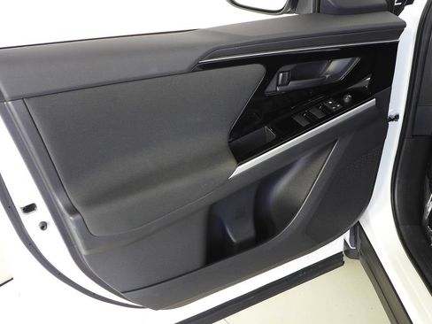 Certified 2023 Subaru Solterra AWD image 11