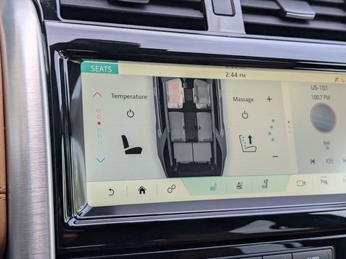 Used 2020 Land Rover Discovery HSE Luxury AWD/4WD image 16