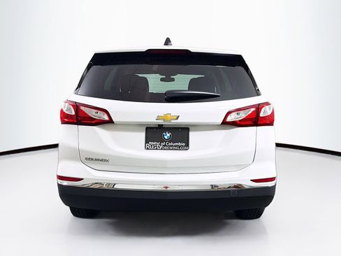 Used 2019 Chevrolet Equinox LS w/ LS Convenience Package image 6