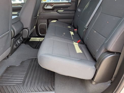 Used 2025 Chevrolet Silverado 2500 LT w/ Trail Boss Package AWD/4WD image 9