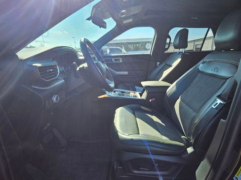 Used 2022 Ford Explorer Timberline image 9