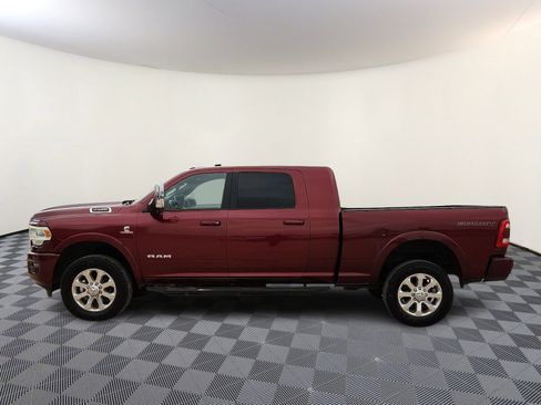 Used 2019 RAM 2500 Laramie AWD/4WD image 2