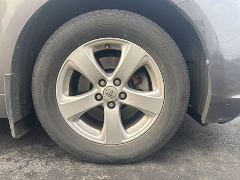 Used 2014 Toyota Sienna L image 8