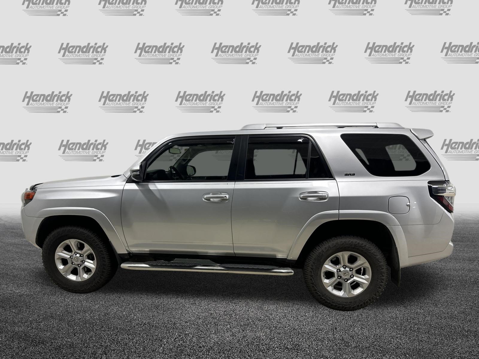 Used 2016 Toyota 4Runner SR5 Premium w/ Convenience Package AWD/4WD image 7