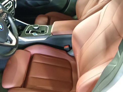 Used 2023 BMW i4 eDrive40 w/ Premium Package RWD image 8