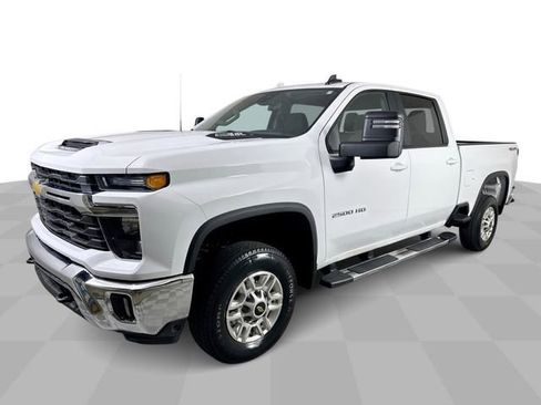Used 2025 Chevrolet Silverado 2500 LT w/ Convenience Package AWD/4WD image 1
