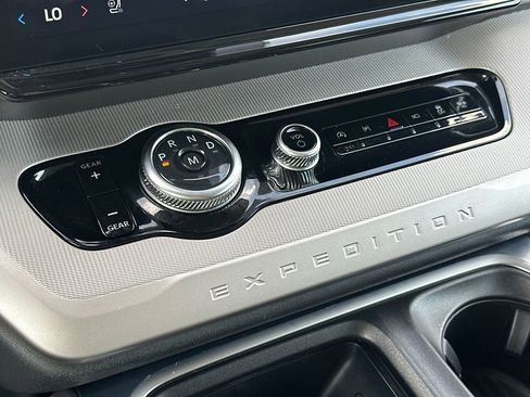 Certified 2025 Ford Expedition Active RWD image 33