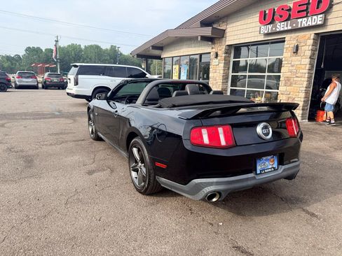 Used 2011 Ford Mustang GT Premium w/ Electronics Pkg RWD image 12