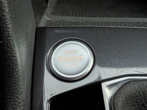 Used 2024 Volkswagen Tiguan SE R-Line w/ MDO Package, Three-Row image 26