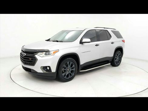 Used 2021 Chevrolet Traverse RS FWD image 1