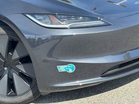 Used 2025 Tesla Model 3 Long Range image 7