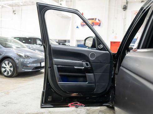 Used 2017 Land Rover Range Rover Long Wheelbase Supercharged image 49