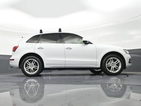 Used 2017 Audi Q5 2.0T Premium AWD/4WD image 31