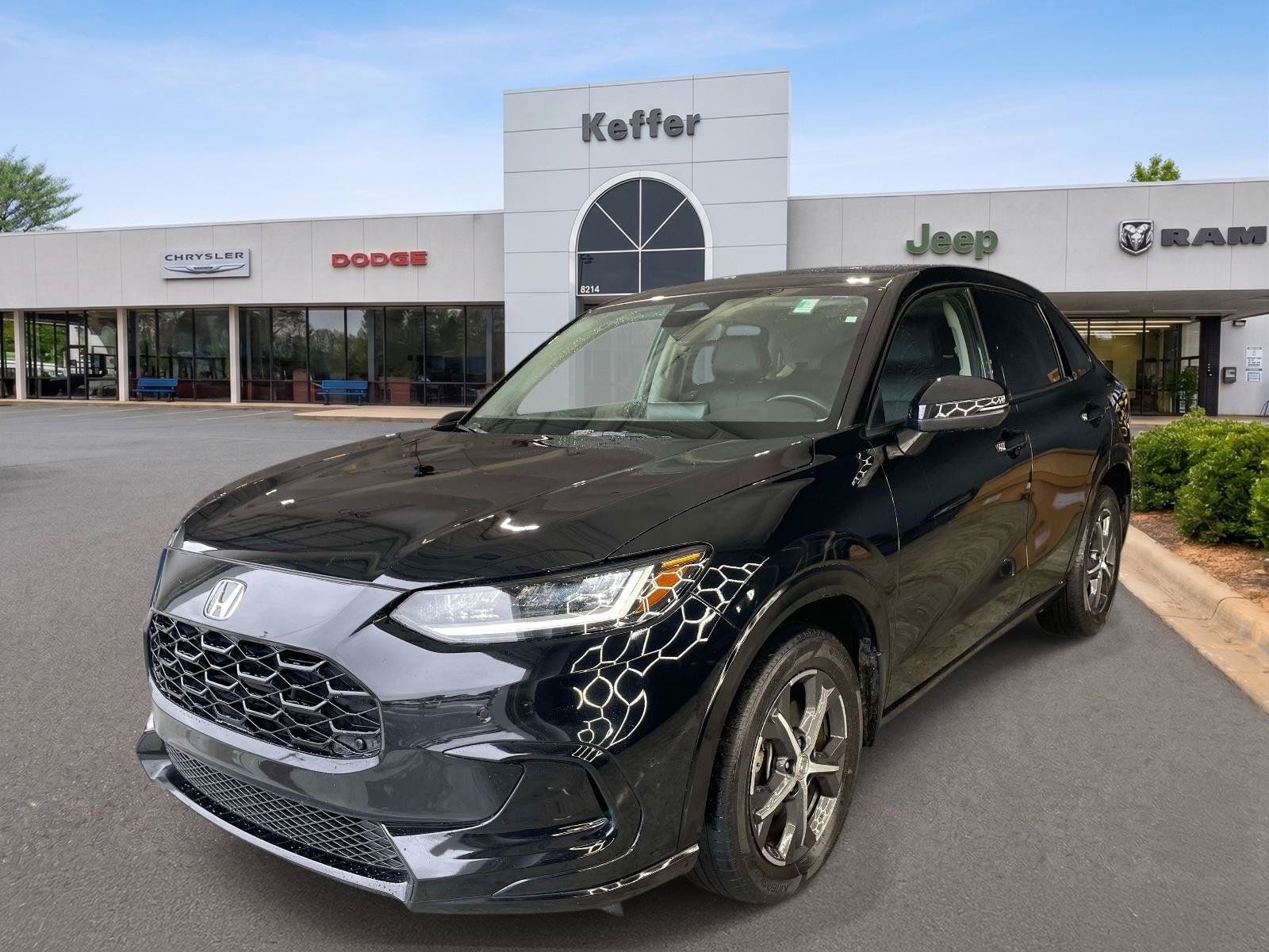 Used 2024 Honda HR-V EX-L image 1