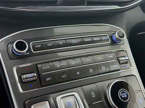 Used 2023 Hyundai Santa Fe SEL w/ Cargo Package image 18