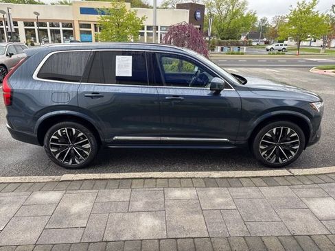 Used 2025 Volvo XC90 B6 Plus AWD/4WD image 6