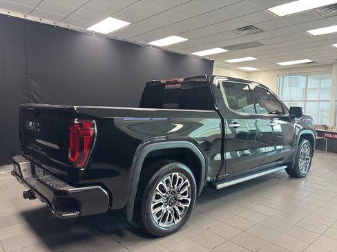 Used 2024 GMC Sierra 1500 Denali Ultimate image 3
