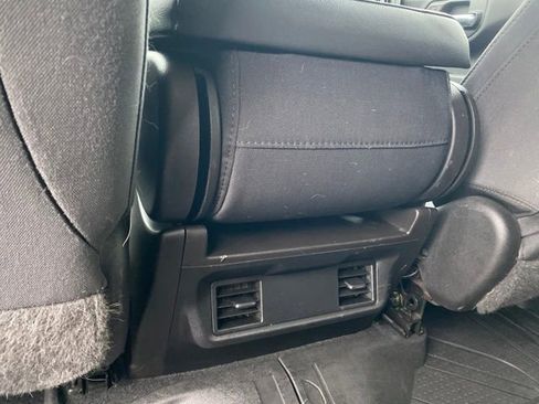 Certified 2020 Chevrolet Silverado 1500 Custom w/ Custom Value Package image 18