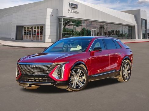Certified 2024 Cadillac Lyriq Luxury image 1