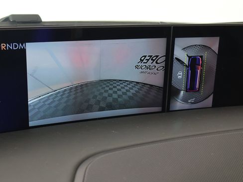 New 2026 Lincoln Navigator Premiere AWD/4WD image 7